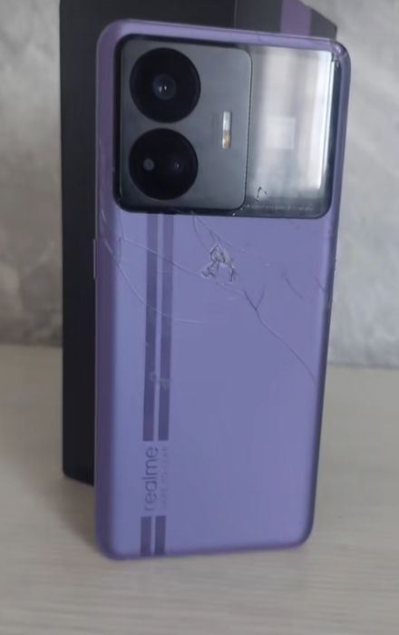 Realme gt neo 5 игравой телефон обмен есть