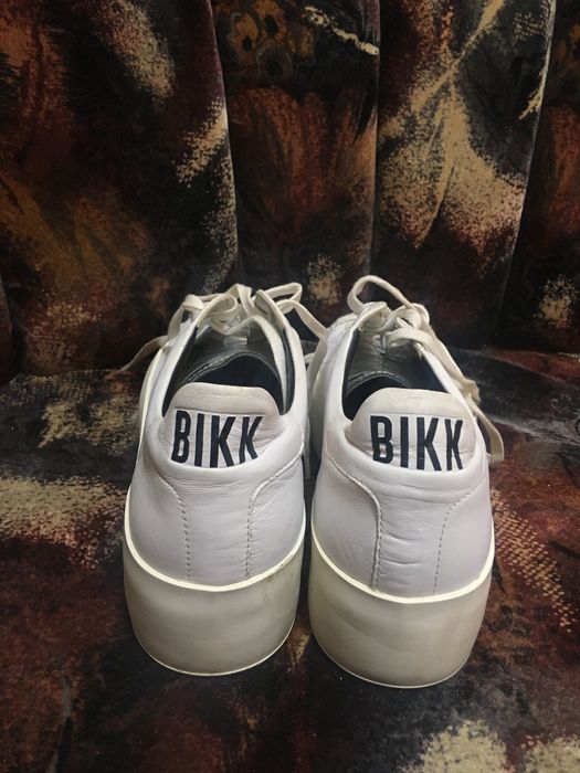 Vând  adidași de dama bikkembergs bkw101345