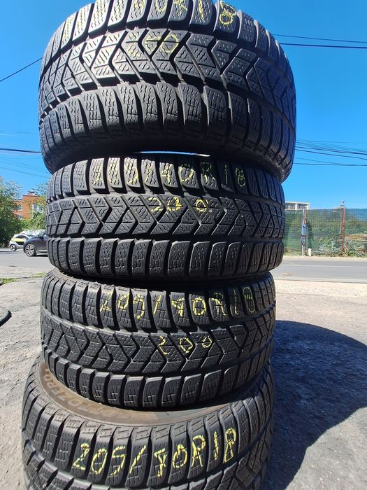 4 anvelope iarna 205/40r18 Pirelli Montaj Gratuit