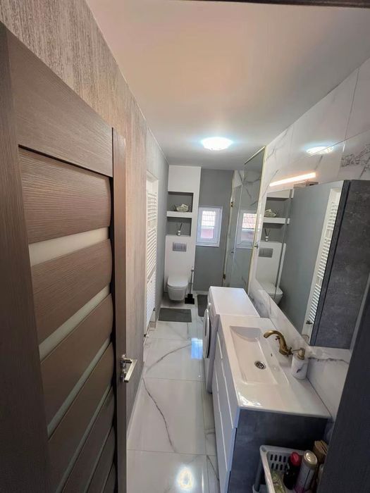 Apartament de închiriat