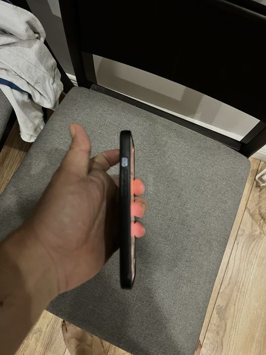 Продам Айфон 13 Про