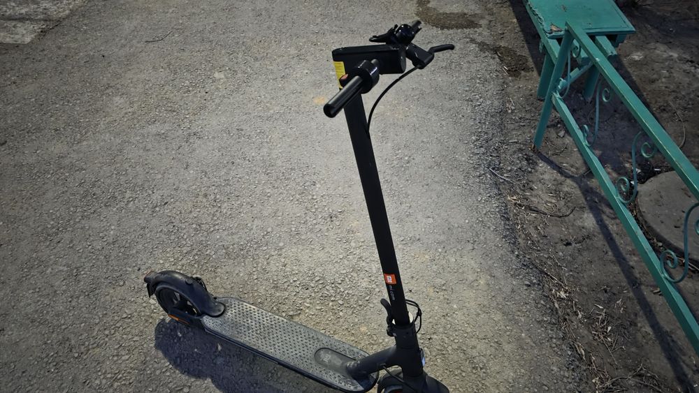 Продам Xiaomi mi Pro 2