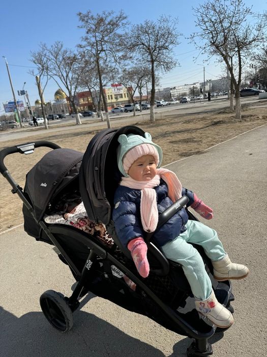 Коляска прогулочная