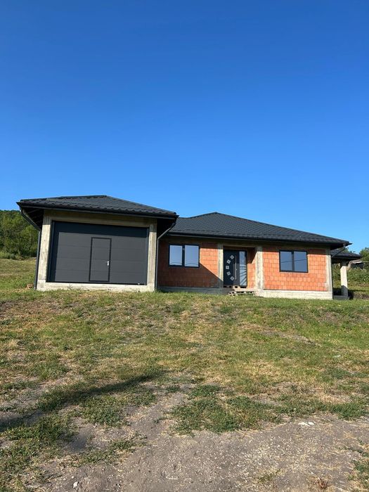 Usa de garaj/ usa premium / usi secționale/ usi tip rulou/ pret promo