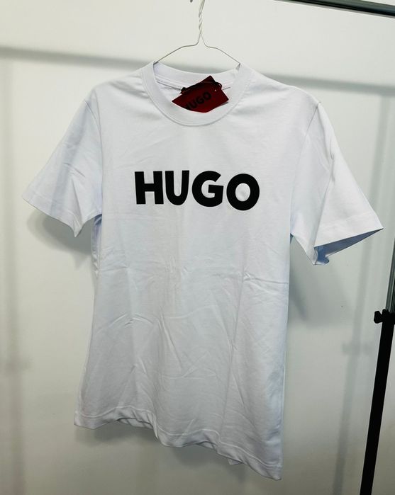 Tricouri , bumbac 100% , perfecte pentru vacanta de vara.