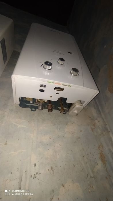 Газовые колонка ,, вектор Россия'' 10литррв горячей вода за минута