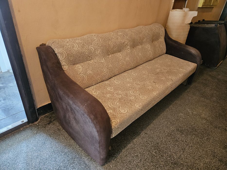 Диван с две кресла