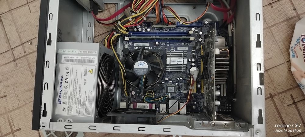 Продам компютер в хорошом состаяни