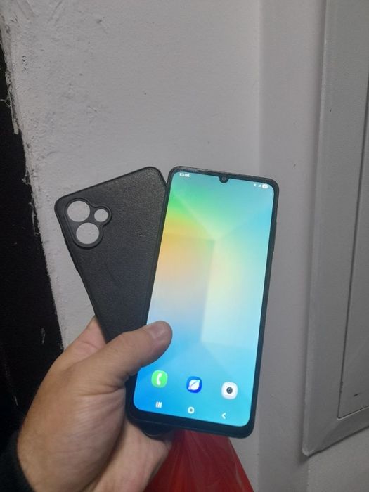 Samsung Galaxy A06 продается
