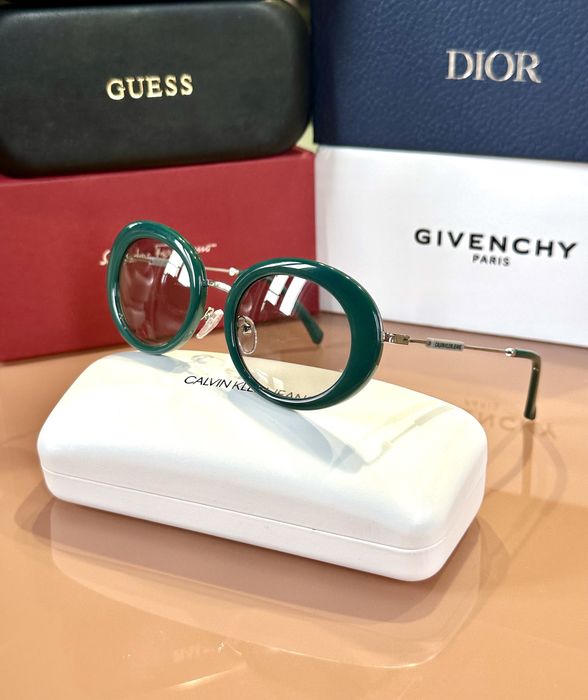 Дамски слънчеви очила Calvin Klein CKJ 18701s НАМЛЕНИ