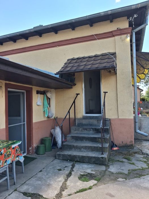 Casa cu teren Cosoveni 2173mp 118000 euro negociabil