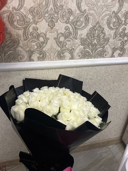 Цветы  метровые розы 51шт