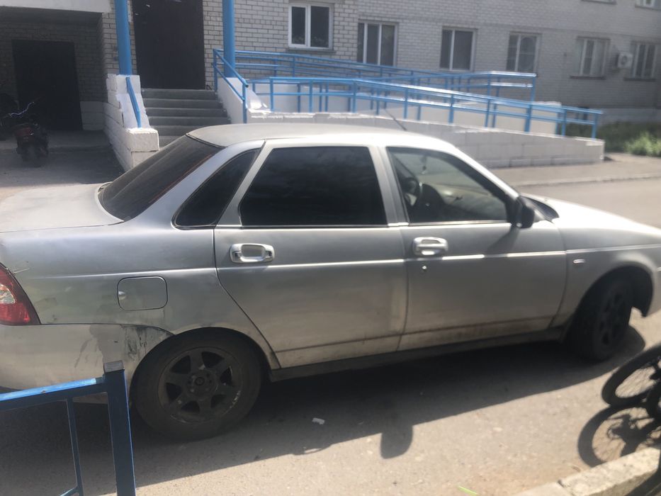 Продам ладу  приору 2011 года