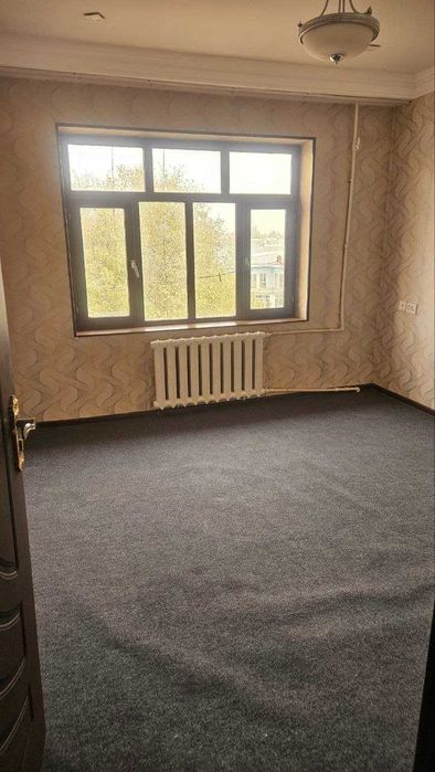 1 / 4 / 4 комнат. Кирпичный Дом. Общижитие 19м2. Ор-р. Такачи