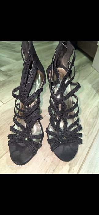 Високи дамски  обувки