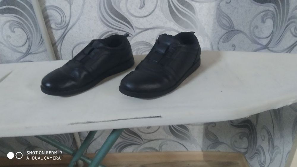 Продам кожанные чёрные туфли(б.у.)!