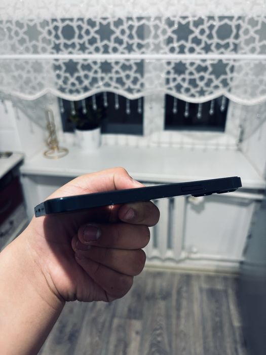 айфон 13 срочно продается