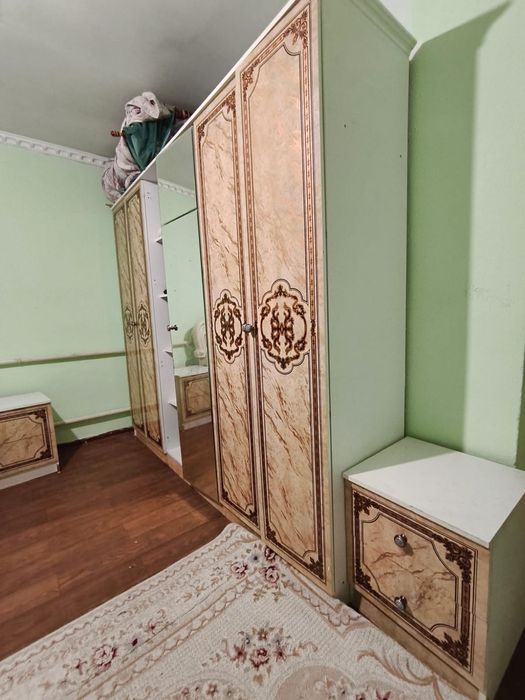 Спальный гарнитур