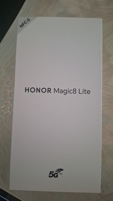 Honor Magic8 lite