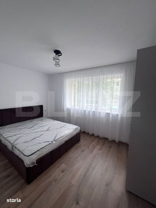 Apartament 4 camere, decomandat, etaj intermediar, zona USV