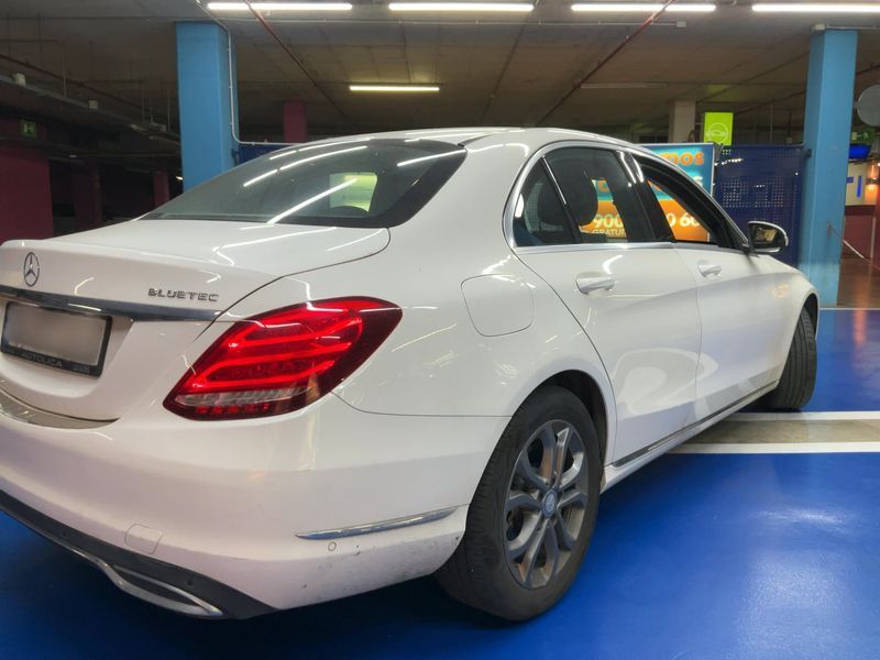 Mercedes-Benz C-Klasse C 220 d BlueTEC Avantgarde 2015