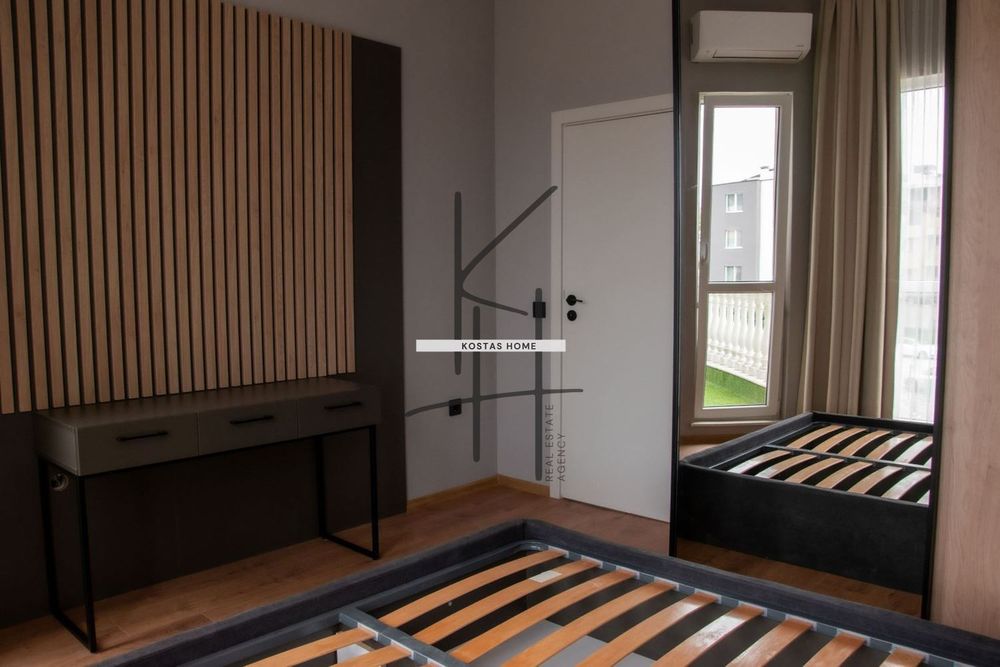 Продава се Двустаен апартамент в Варна, Бриз - 140 кв.м за 1783 €/кв.м - Снимка #2