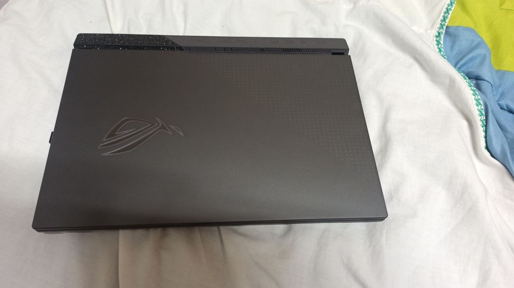 Лаптоп Asus ROG Strix G15