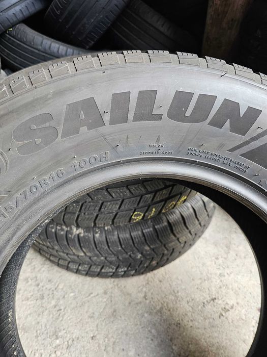 Anvelope iarna 215 70 16