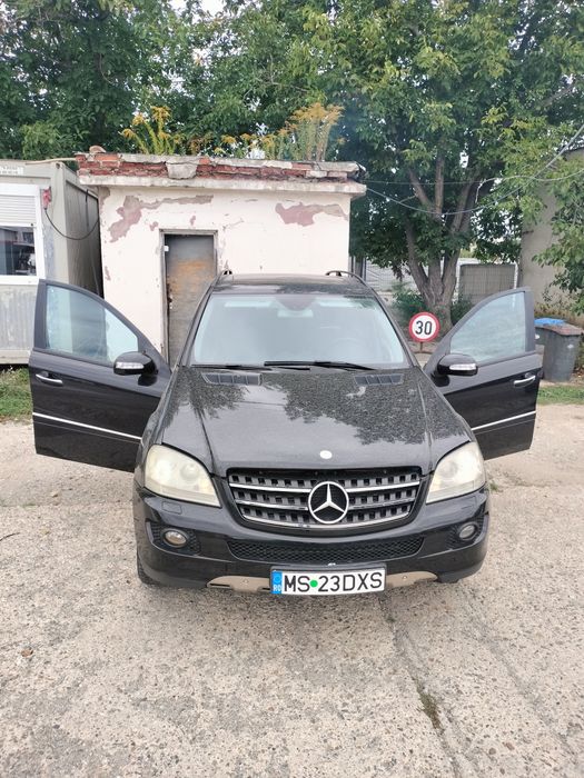 Vând /schimb Mercedes ml