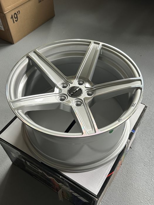 Джанти VOSSEN 17" 18" 5x112 Mercedes Audi VW Seat Skods Djanti CV3