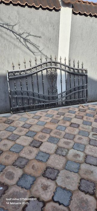 Set porți din fier forjat