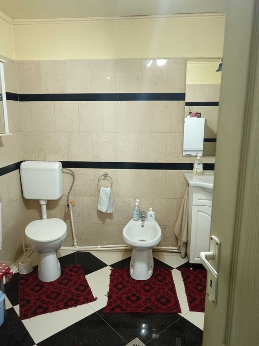 Vand casa cu curte si gradina in Mandra 130.000 euro