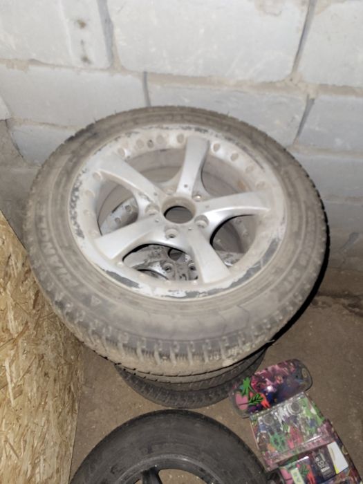 Диски с шинами на мерс