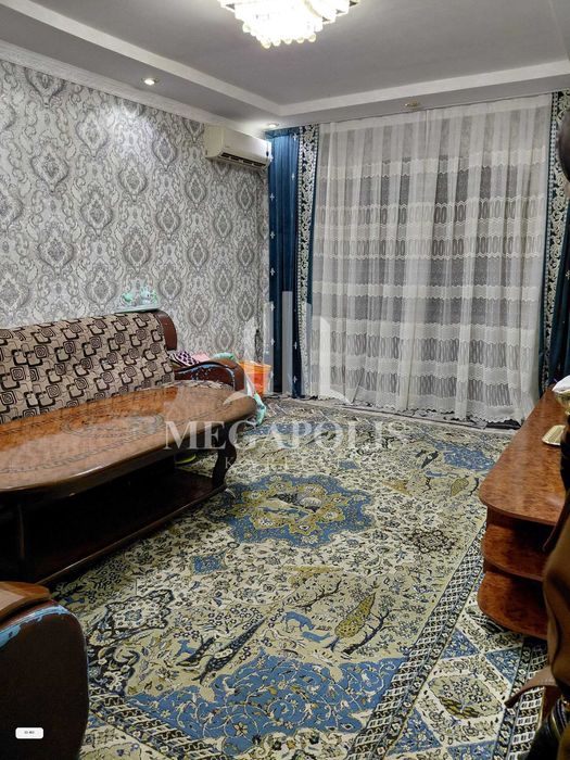 Buxoro 5-mikrorayonda 2 xonali kvartira arzon narxda sotiladi.№483