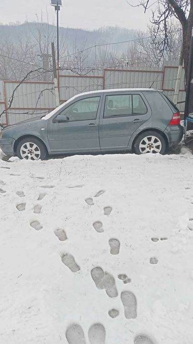 Vând golf 4 1.9 tdi
