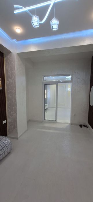 Прадается новостройка своя квартира юнусабад 8 квартал 2/1/11