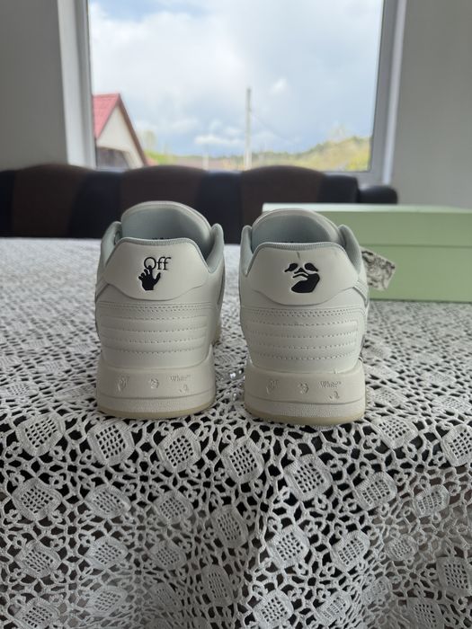 Off White Out Of Office - For Walking