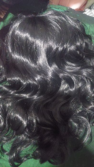 Парик искусственный.