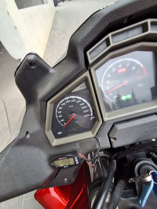 Aprilia Caponord ETV 1000 / schimb