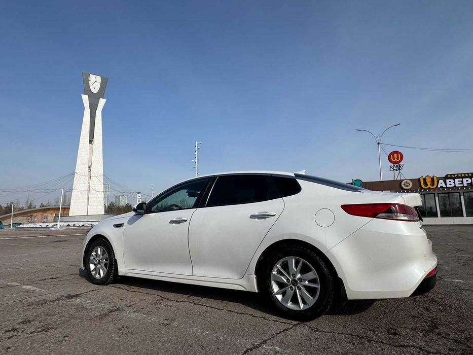 Kia Optima 2017 года