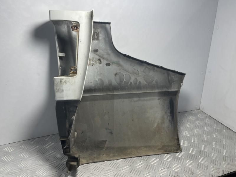 Colt flaps stanga bara spate Nissan NV300