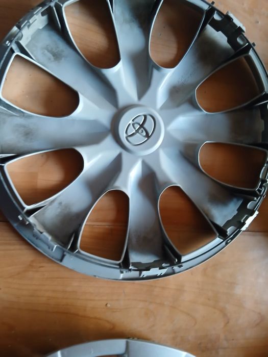 Срочно продам Диски от тойота и ваз