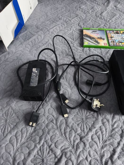 Xbox one + jocuri