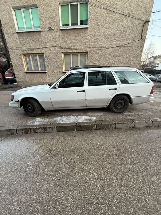 Мерцедес E-КЛАСА 124