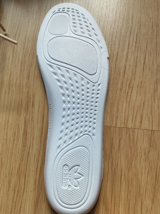 Yeezy boost 350 v2 размер 42-43