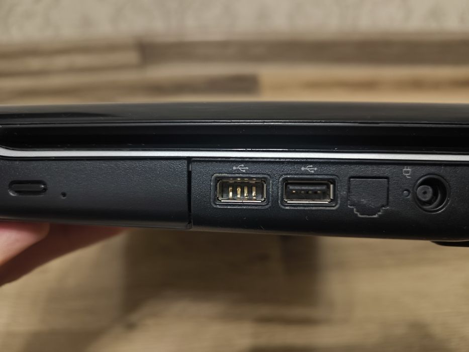 Ноутбук HP Presario CQ61