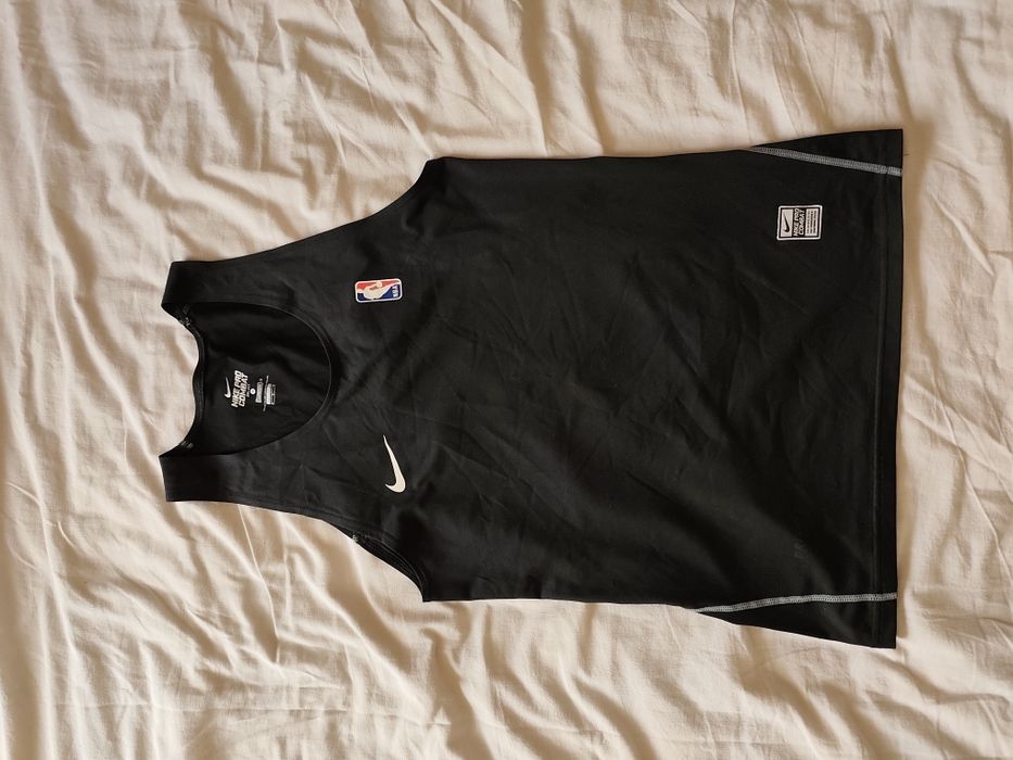 Maieu compresie și tricou baschet