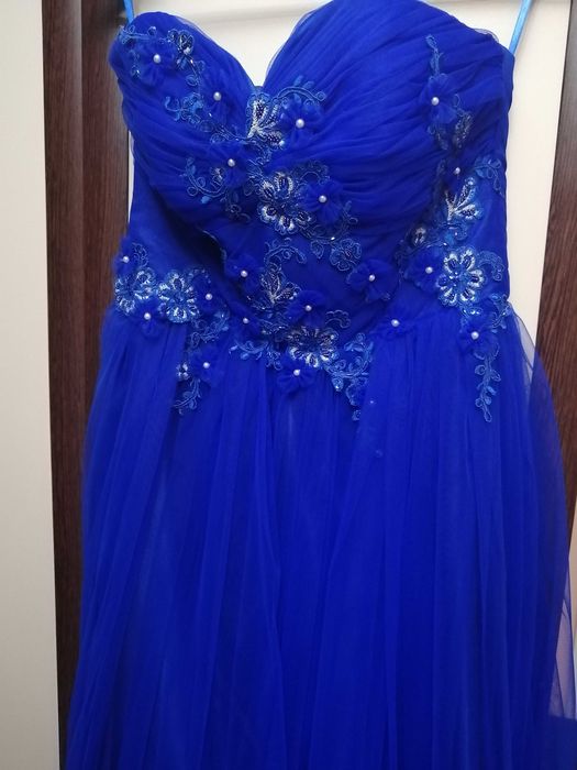 Vând rochie de ocazie Sadrini Style, mărimea 48.