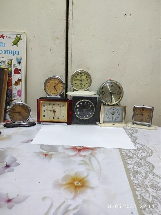 Продаю хрустальные часы