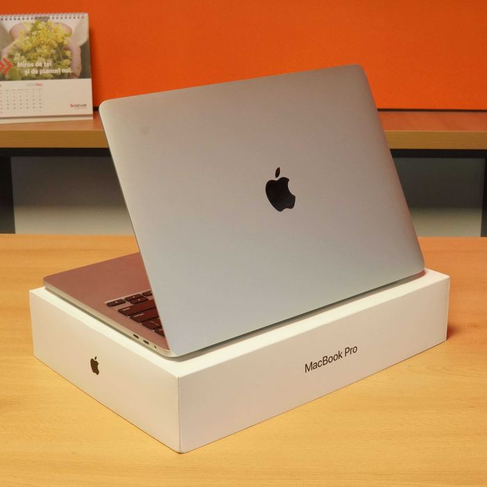 macbook pro 13 2020 second hand si noi de vanzare • Anunturi • OLX.ro
